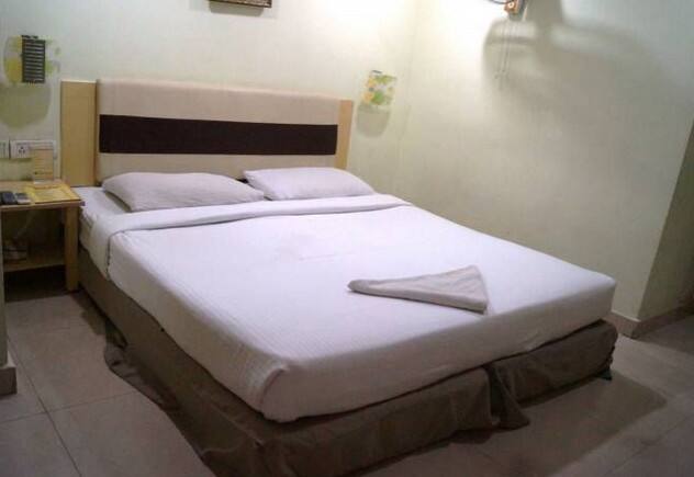 Hotel Longtrai, Agartala 4